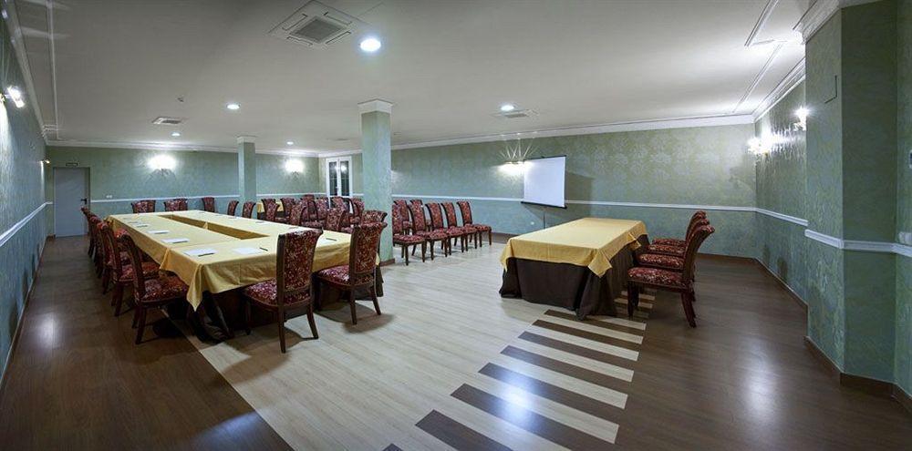 Hotel Santa Isabel Albacete Eksteriør billede