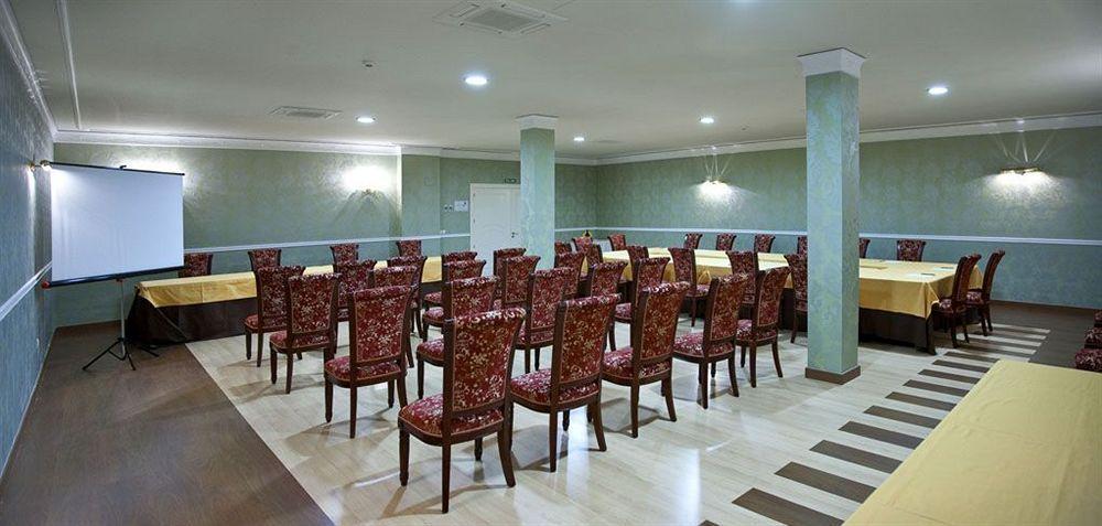 Hotel Santa Isabel Albacete Eksteriør billede